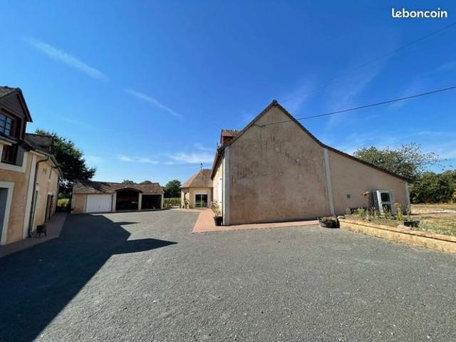 Maison vente à La Flèche, Mézeray