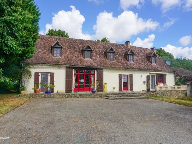 Maison vente à Nontron, Saint-paul-la-roche