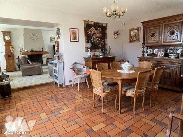 Maison vente à Senlis, Vez