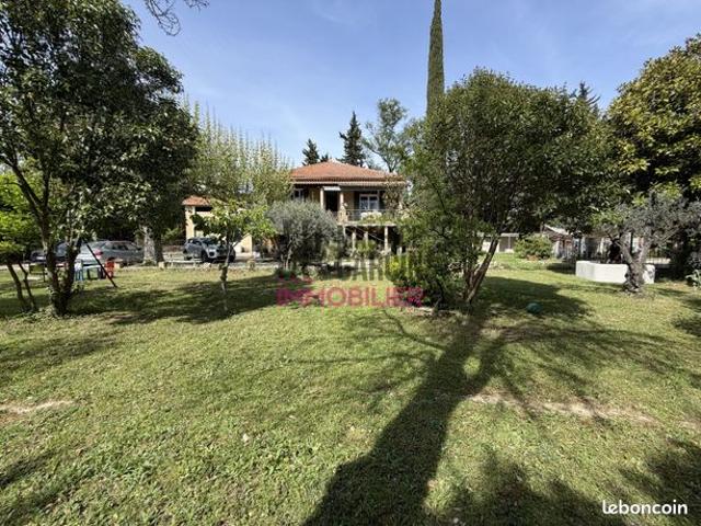 Maison vente à Carpentras, Sarrians