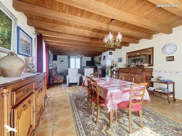 Maison vente à Nontron, Thiviers