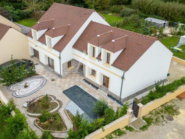 Maison vente à Meaux, Chambry
