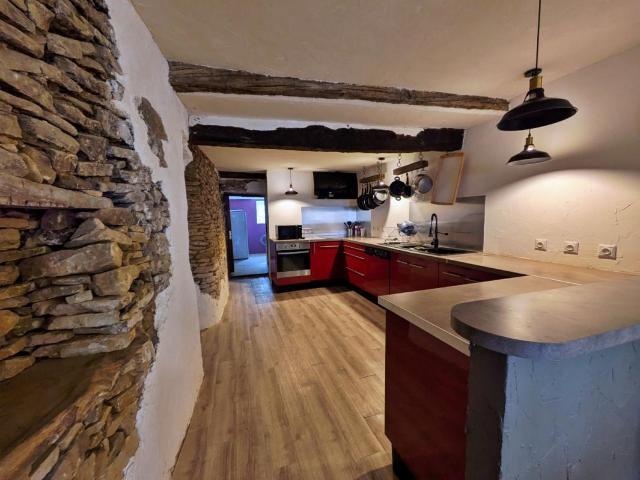 Maison vente à Le Village, Auzas