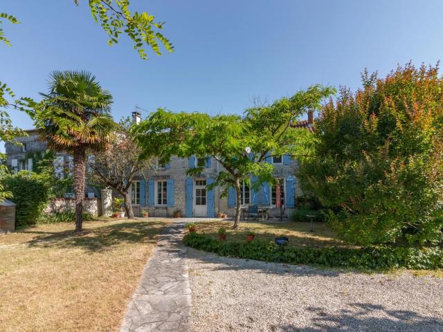 Maison vente à Saint-Jean-d'Angély, Bresdon