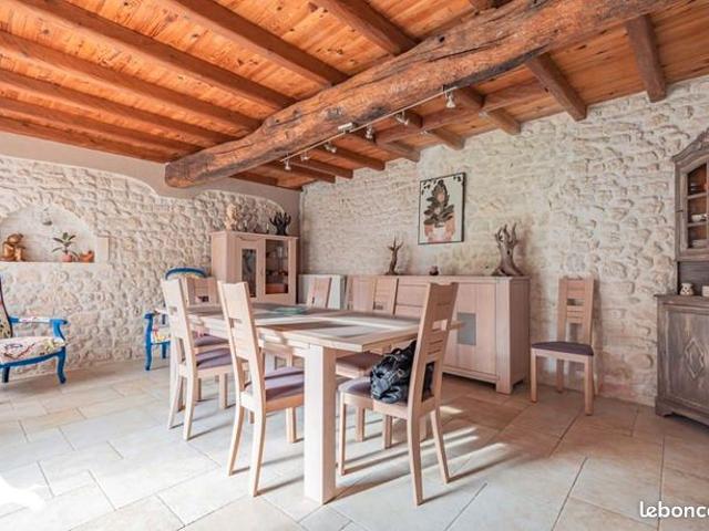 Maison vente à Le Mans, Champagne