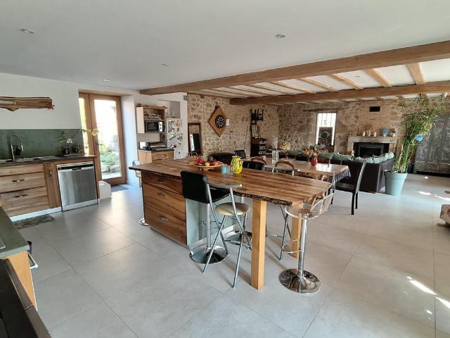 Maison vente à Nontron, Dordogne