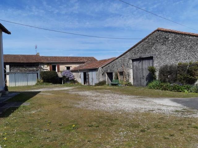 Maison vente à Angoulême, Voulgézac