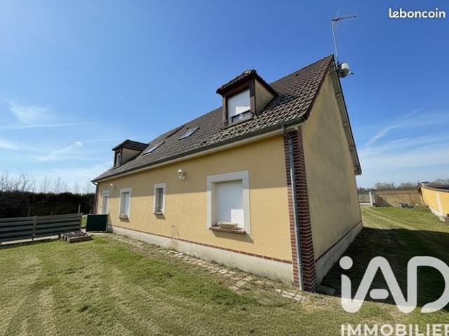 Maison vente à Sens, Champlay