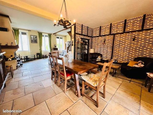 Maison vente à Saint-Amand-Montrond, La Celle