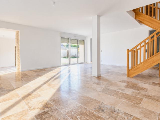 Maison vente à Le Mesnil, Gallardon