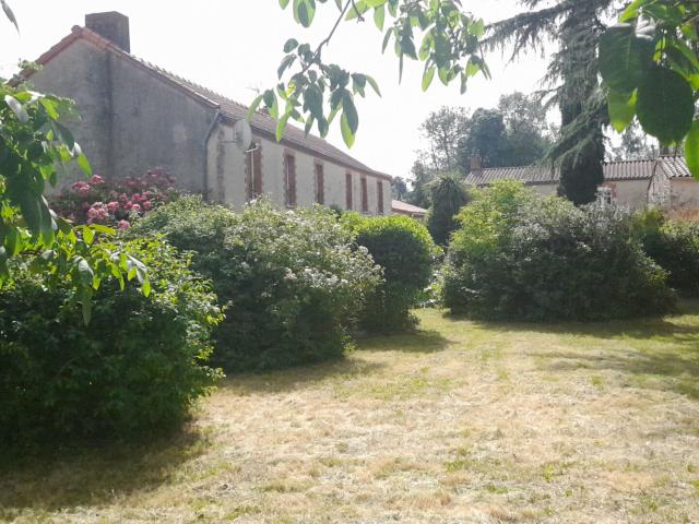 Maison vente à La Roche-sur-Yon, Cugand