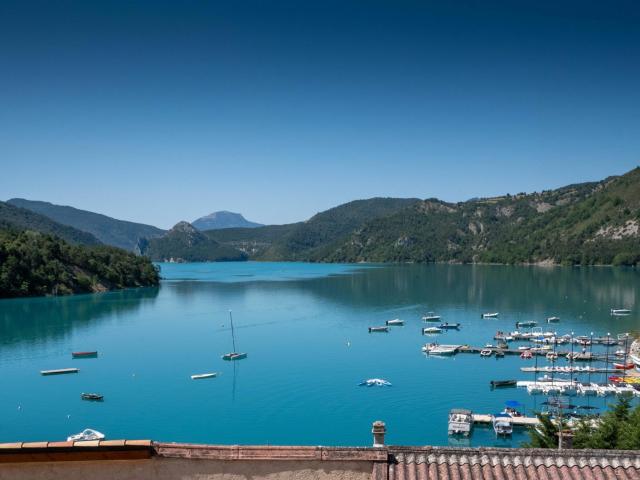 Maison vente à Saint-Julien-du-Verdon, Alpes-de-Haute-Provence