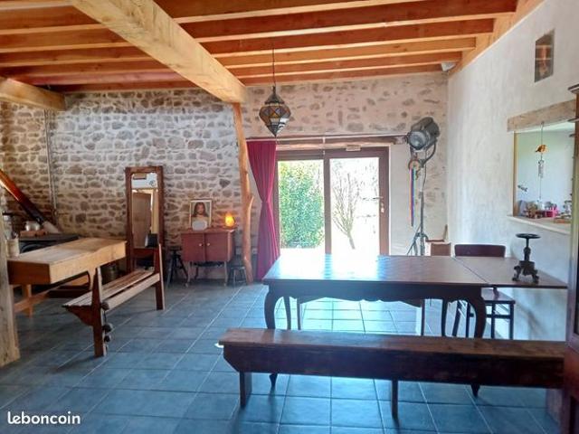 Maison vente à Lachaux, Puy-de-Dôme