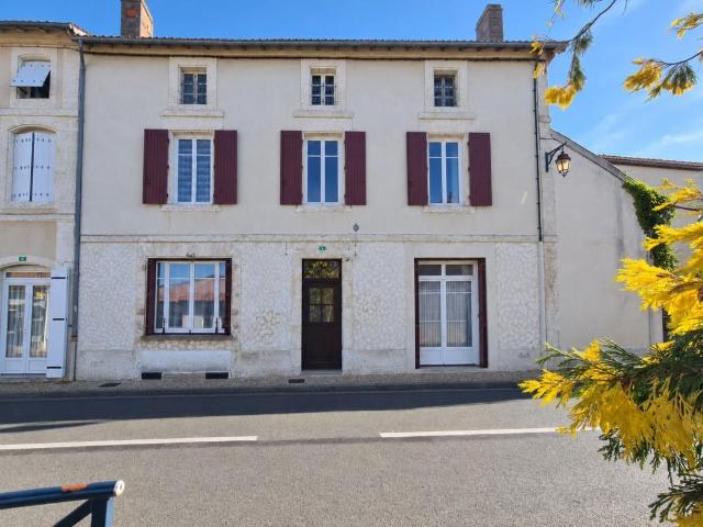 Maison vente à La Prévôtie, Saint-Laurent-de-Céris