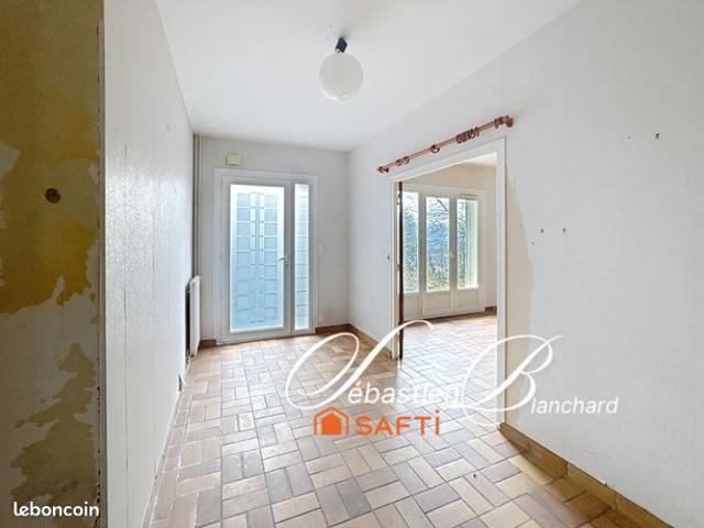 Maison vente à Nantua, Chanay