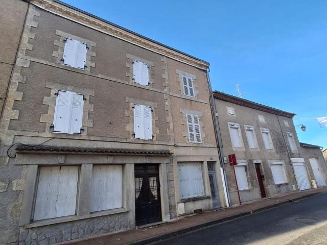 Maison vente à Piégut-Pluviers, Dordogne