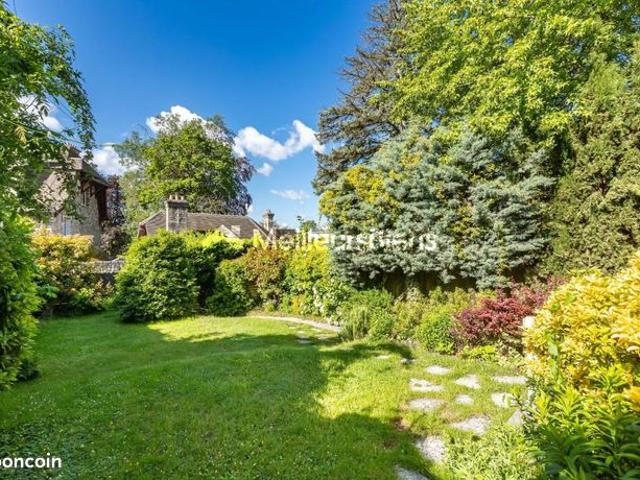 Maison vente à Sèvres, Hauts-de-Seine
