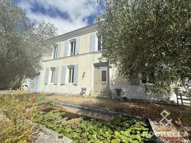 Maison vente à Saint-Jean-d'Angély, Les Eglises-d'argenteuil