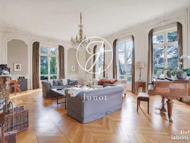Maison vente à Saint-Germain-en-Laye, Le Vésinet