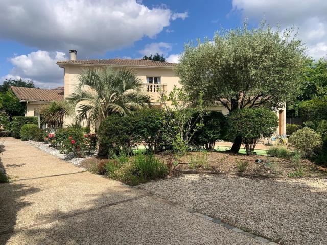 Maison vente à Bordeaux, Mérignac