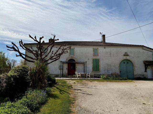 Maison vente à Pinel-hauterive, Hauterive