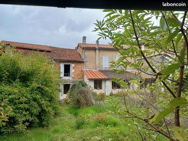Maison vente à Angoulême, Montboyer