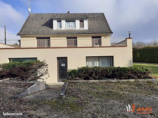 Maison vente à Auxerre, Saint-sauveur-en-puisaye