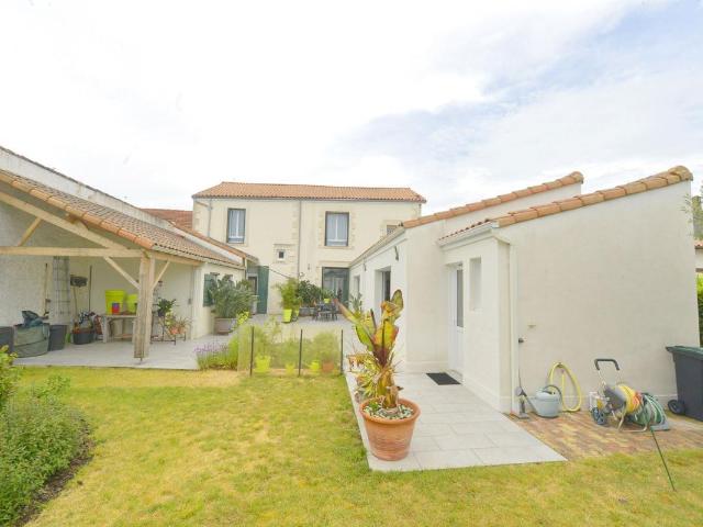 Maison vente à Saintes, Saujon