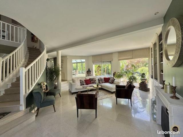 Maison vente à Versailles, Noisy-le-roi