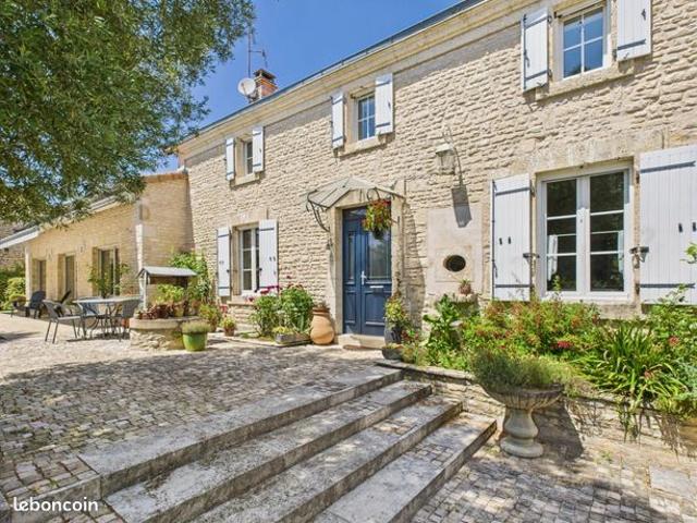 Maison vente à La Faye, Charente