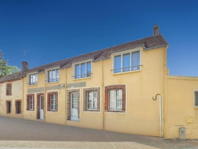 Maison vente à Mortagne-au-Perche, Saint-hilaire-le-châtel