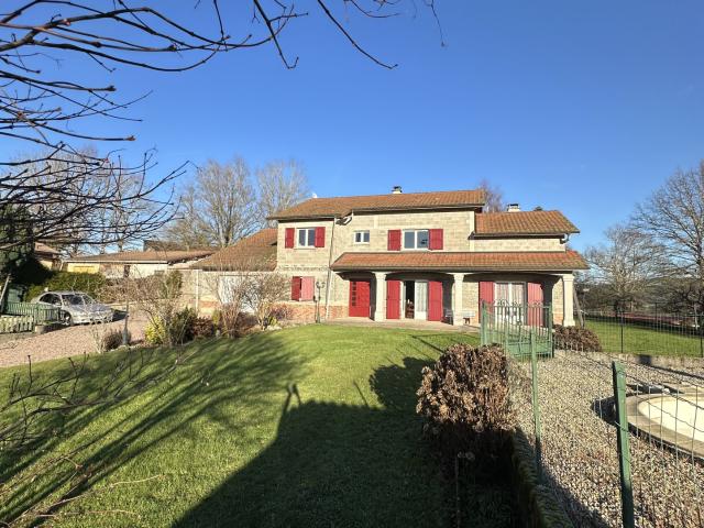Maison vente à Thiers, Celles-sur-durolle