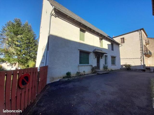 Maison vente à Bourg-Lastic, Puy-de-Dôme