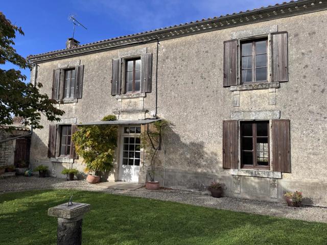 Maison vente à Cognac, Genac