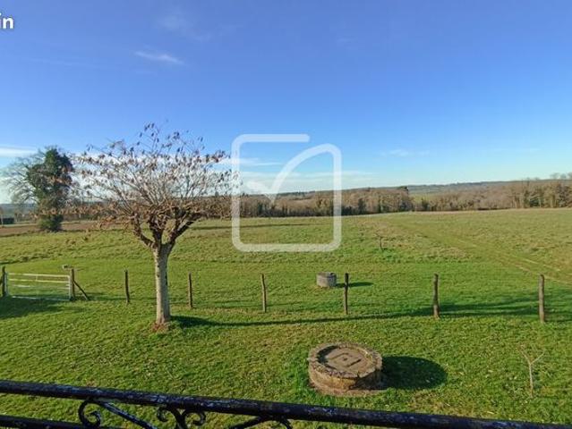 Maison vente à Nontron, Jumilhac-le-grand