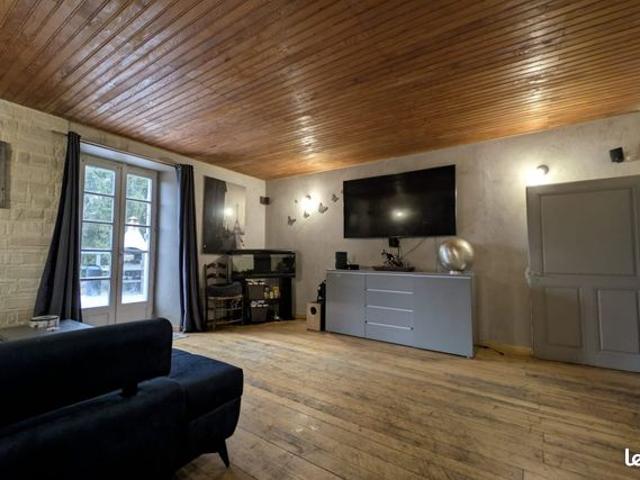 Maison vente à Pontarlier, Rochejean