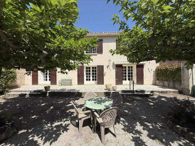Maison vente à Carpentras, Rasteau