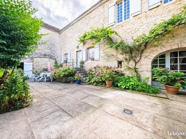 Maison vente à Vesoul, Pesmes