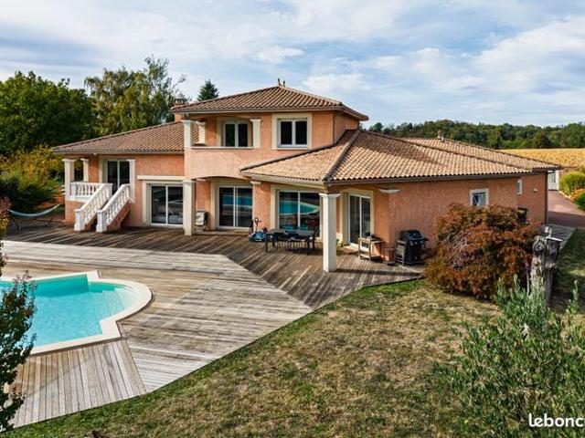 Maison vente à Cailloux-sur-Fontaines, Rhône