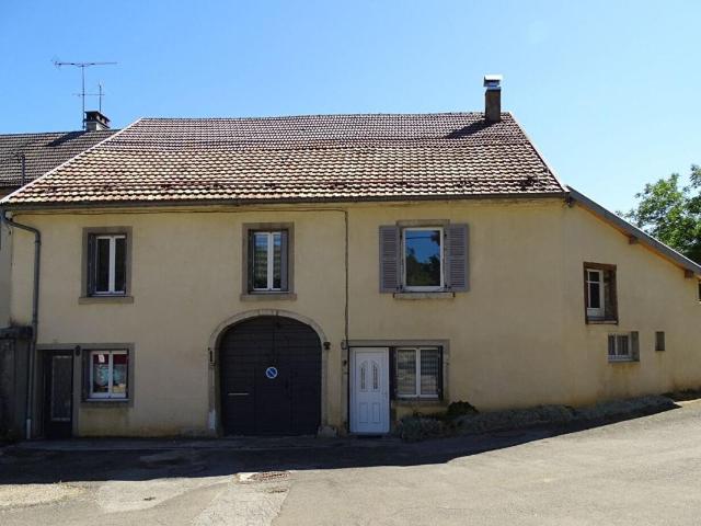 Maison vente à Saint-Claude, Crenans