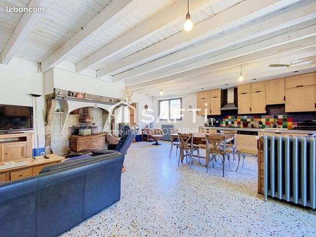 Maison vente à Tournon-sur-Rhône, Roiffieux
