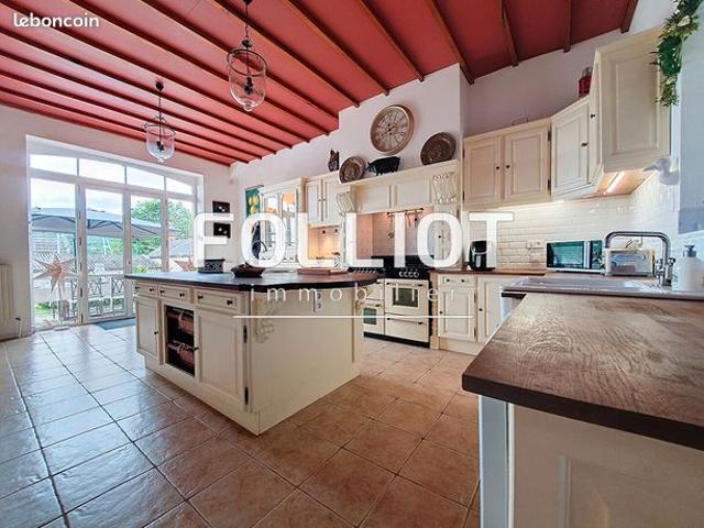 Maison vente à Coutances, Normandie