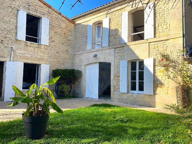 Maison vente à Saintes, Chaniers