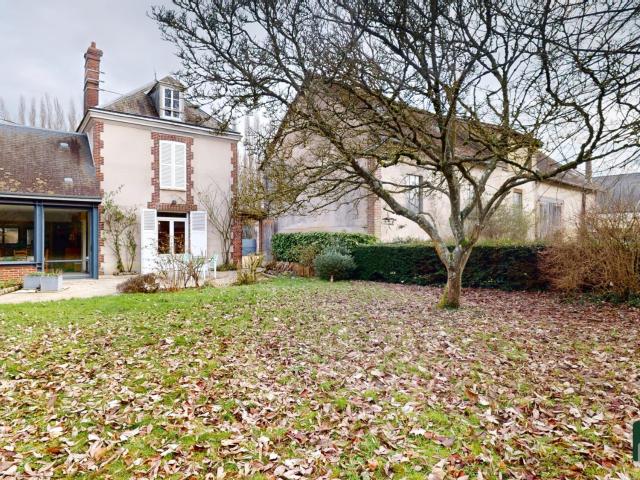 Maison vente à Chartres, Lèves