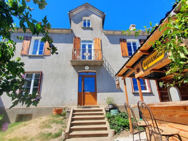 Maison vente à Villefranche-de-Rouergue, Rieupeyroux