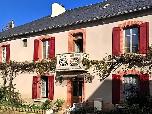 Maison vente à Villefranche-de-Rouergue, La Salvetat-peyralès