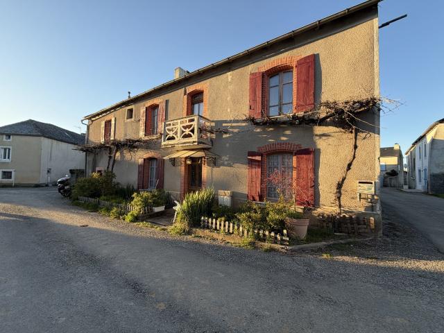 Maison vente à Villefranche-de-Rouergue, La Salvetat-peyralès
