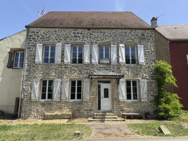 Maison vente à Montbard, Clamerey