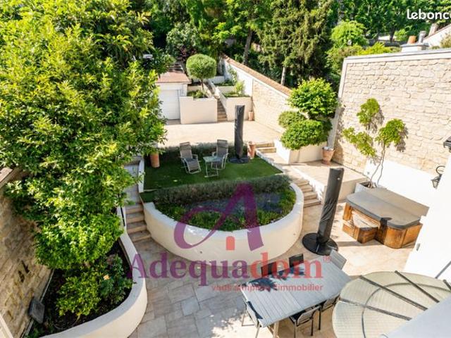 Maison vente à Courbevoie, Hauts-de-Seine