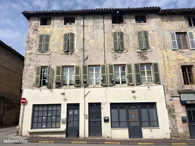 Maison vente à Mâcon, Tournus